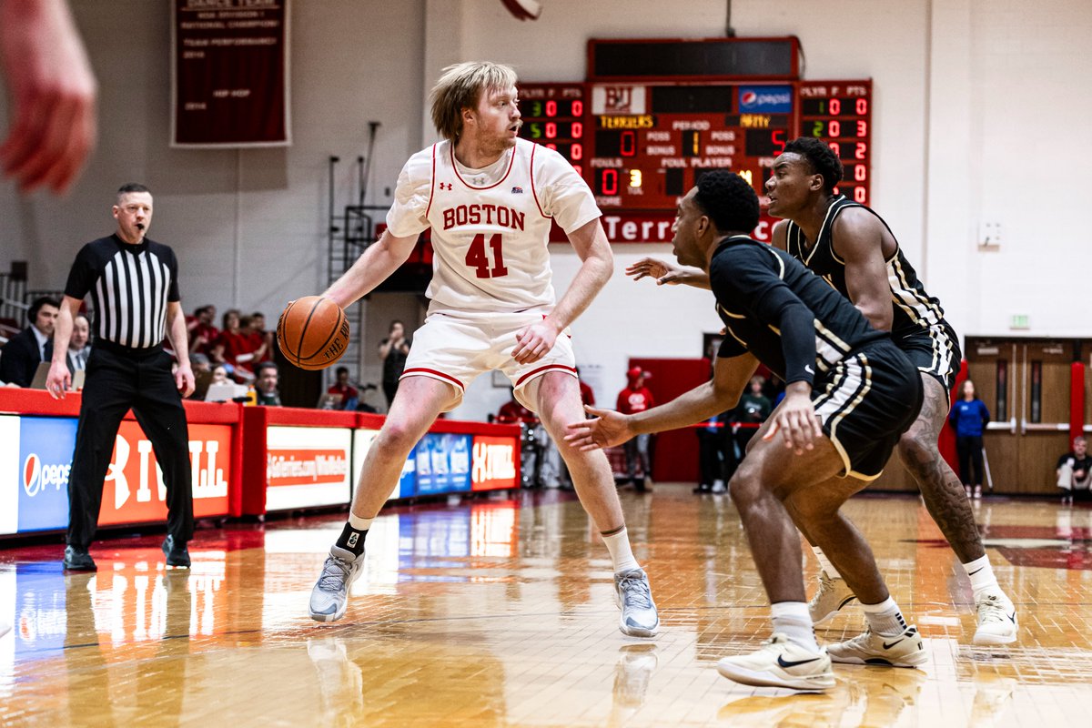 Case In Point tweet media