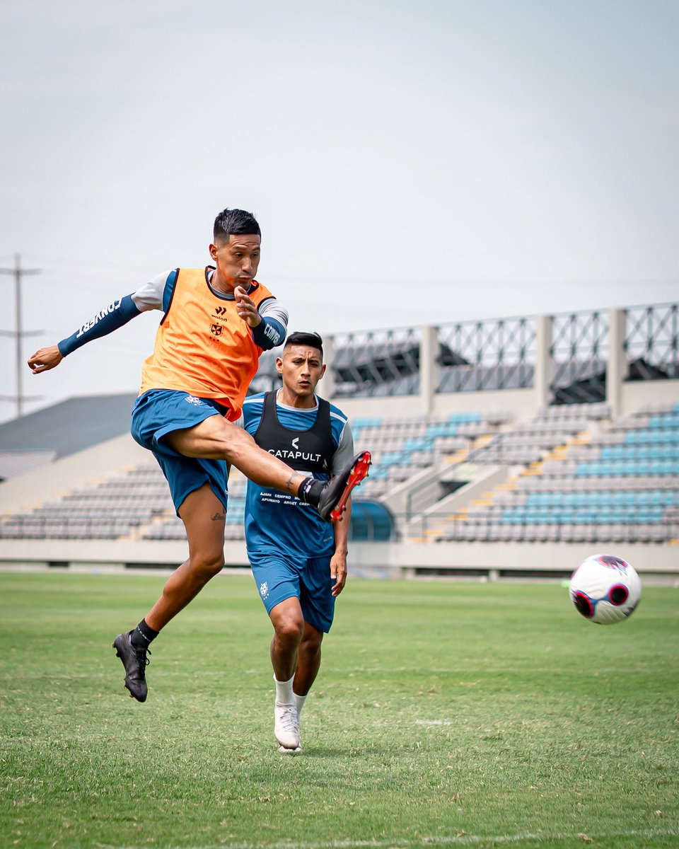 San Martín tweet media