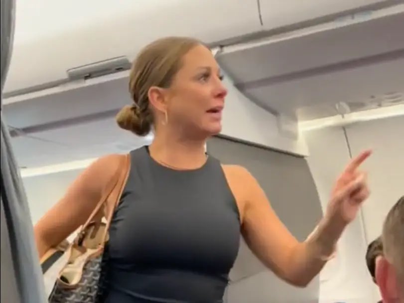 H ☘️ tweet media