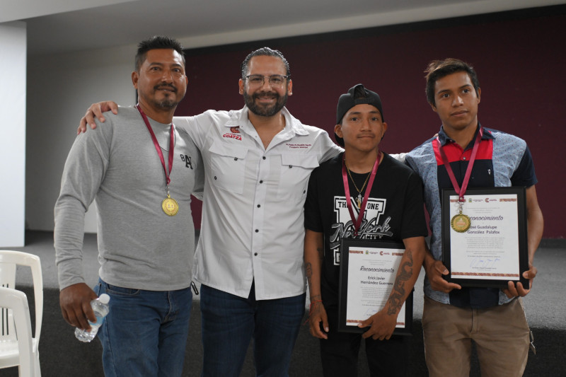 arturo reyes isidoro tweet media