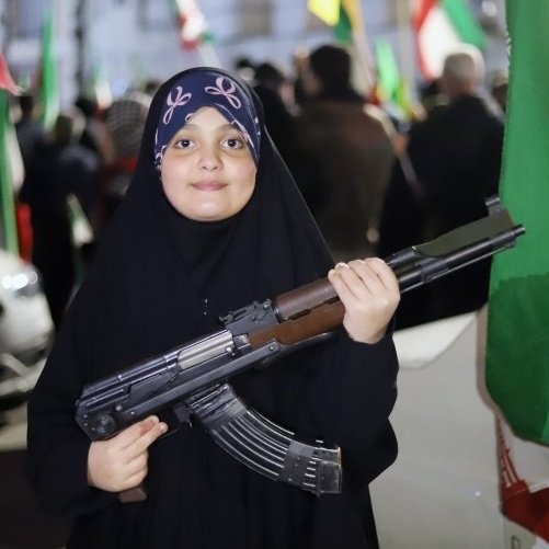 موژی tweet media