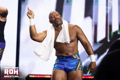 champikker's tweet image. #JayLethal
#ROHonHonorClub