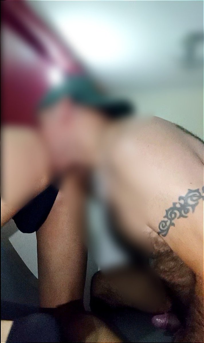 Rod latín hairy tweet media