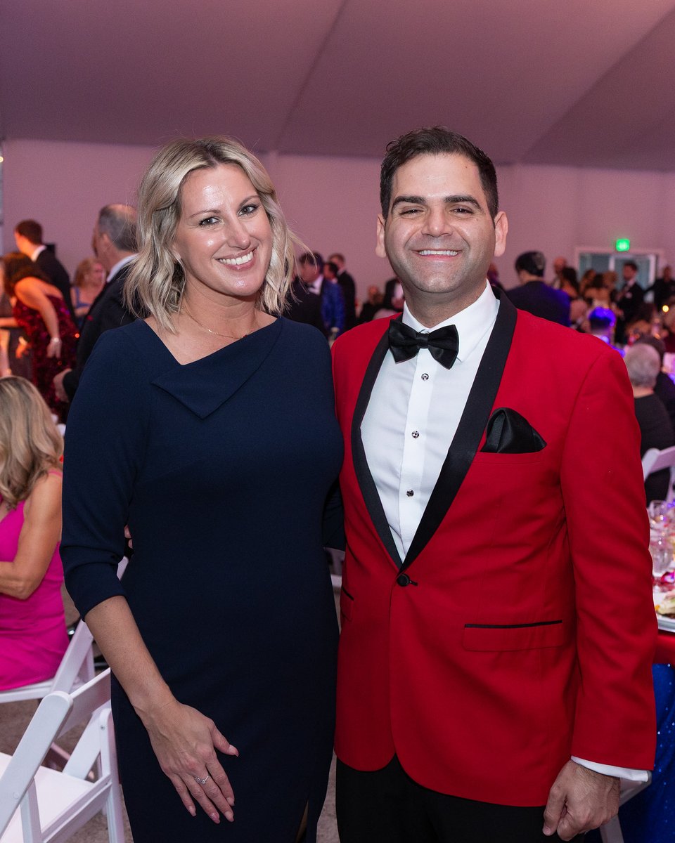 America88's tweet image. Last week we raised critical funds to support @American_Heart at the 2026 Southwest Florida Heart Ball! Nearly $1 million raised for access, knowledge, discovery, and advocacy. Team @Lee_Health was proud to contribute!  #SWFL #AHA #CardioVascularCare #LeeHealthHeartInstitute