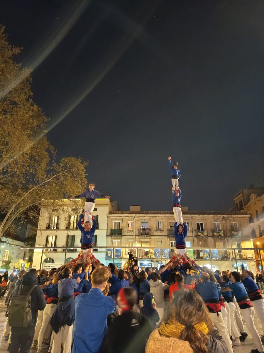 Castellers de la Vila de Gràcia tweet media