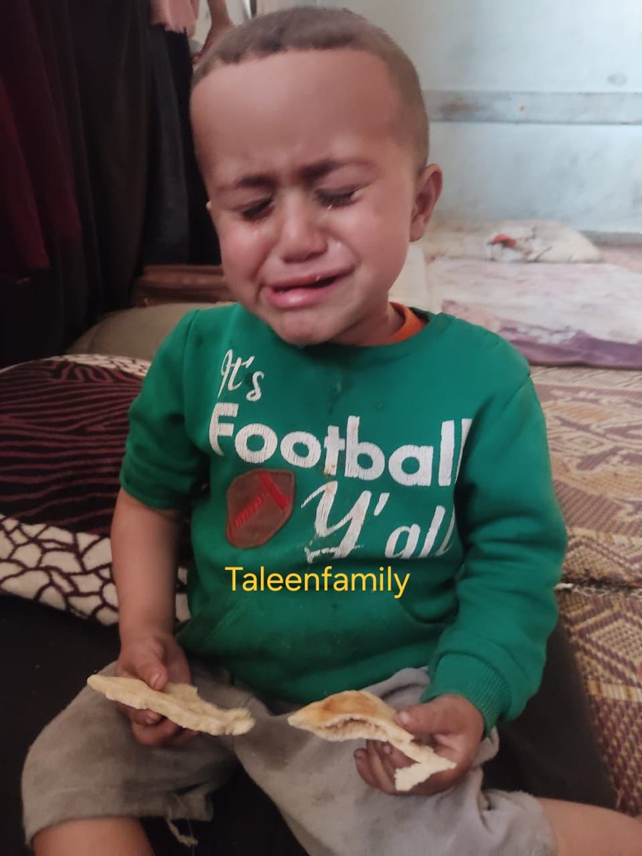 TaleenFamily's tweet photo. I BEG YOU HE Will DIE 😭

Mahmoud needs milk
Mahmoud needs milk

Please don’t ignore this call. Mahmoud is hungry, and he deserves to live

Humanity is gone today. We begin surviving on water and salt.

3 replies — even dots — can break the
 algorithm

https://t.co/Uwi0wORDIb https://t.co/Rl0XuTSNOd