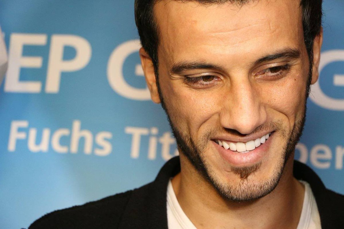 S O M A H tweet media