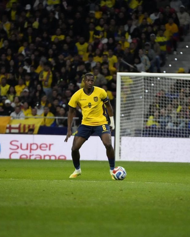 🎩𝒞𝒪𝒲𝐵𝒪𝒴🎩 tweet media