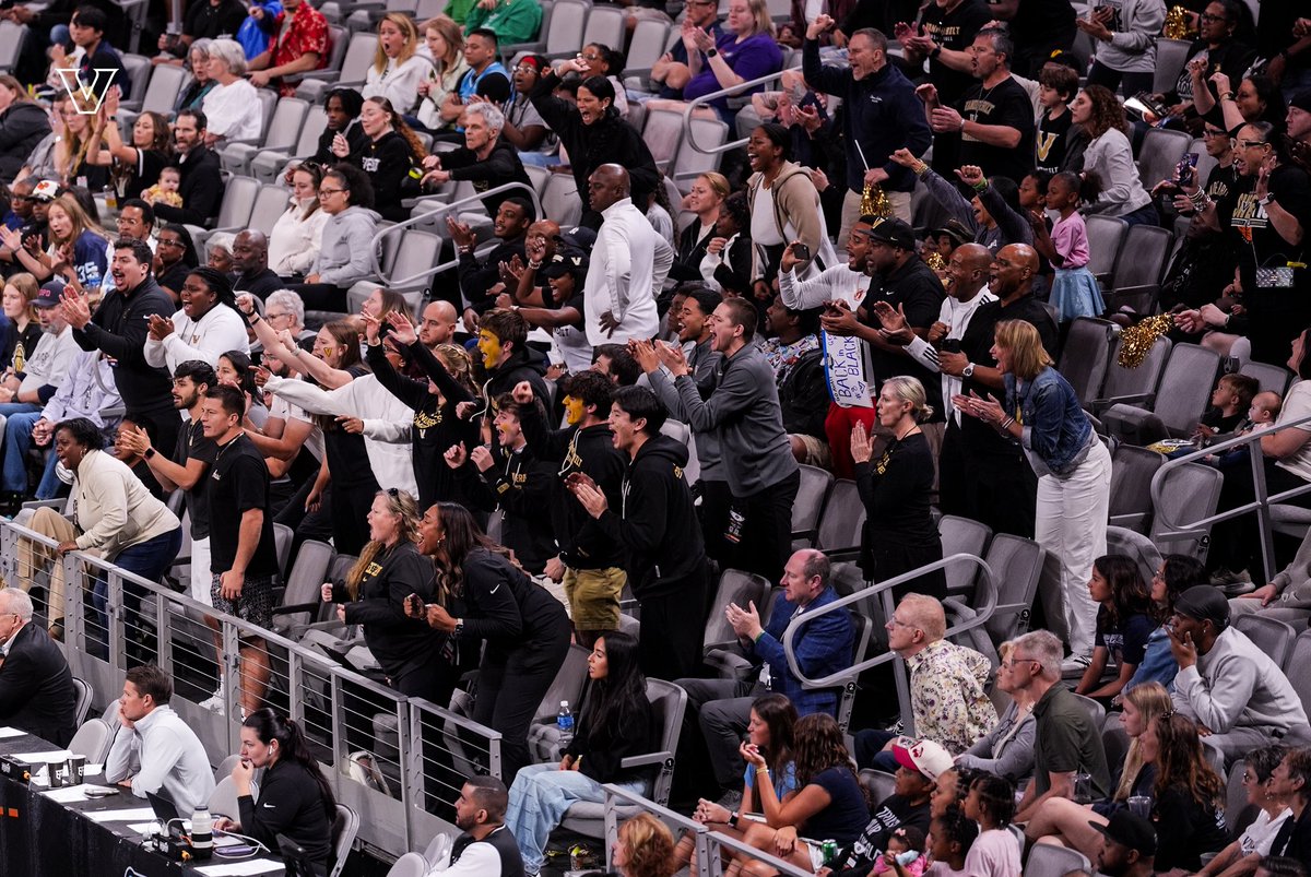 Thank you to Commodore Nation, new and old. Your support during this historic season has meant the world to this program. We appreciate you ⚓️⬇️