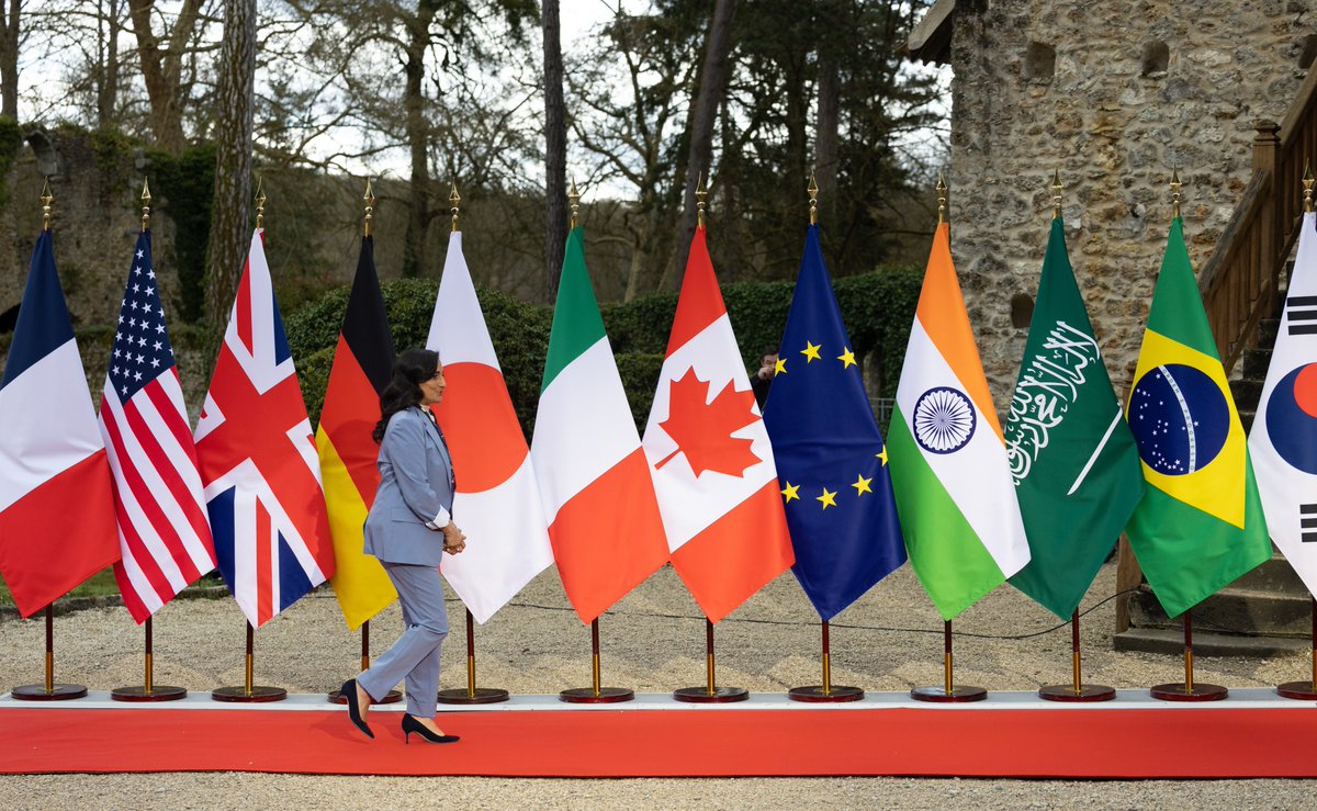 Foreign Policy CAN tweet media