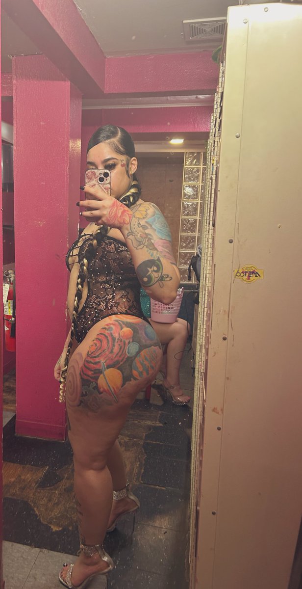 sin4cherry 🍒 tweet media