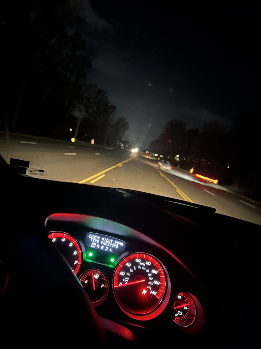 stats.cc tweet media