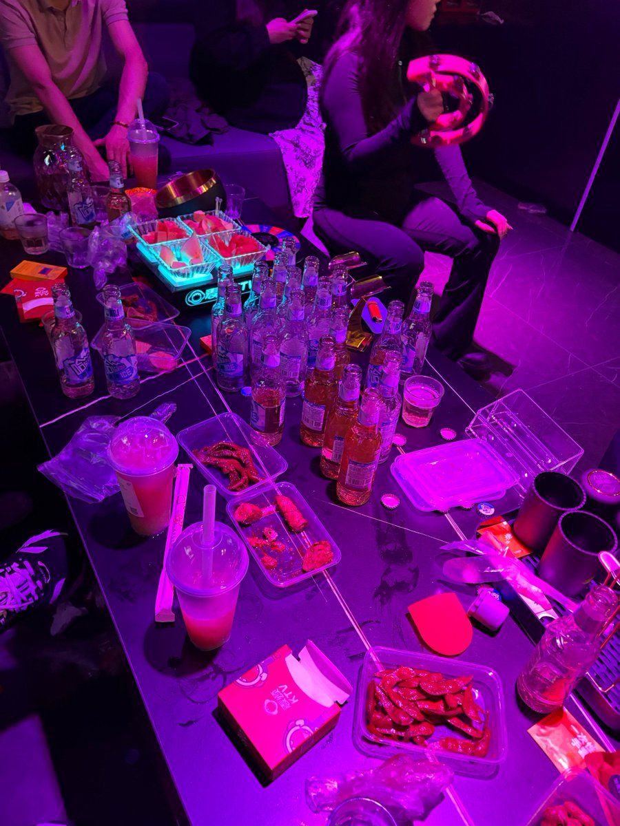 martinestrandz tweet media