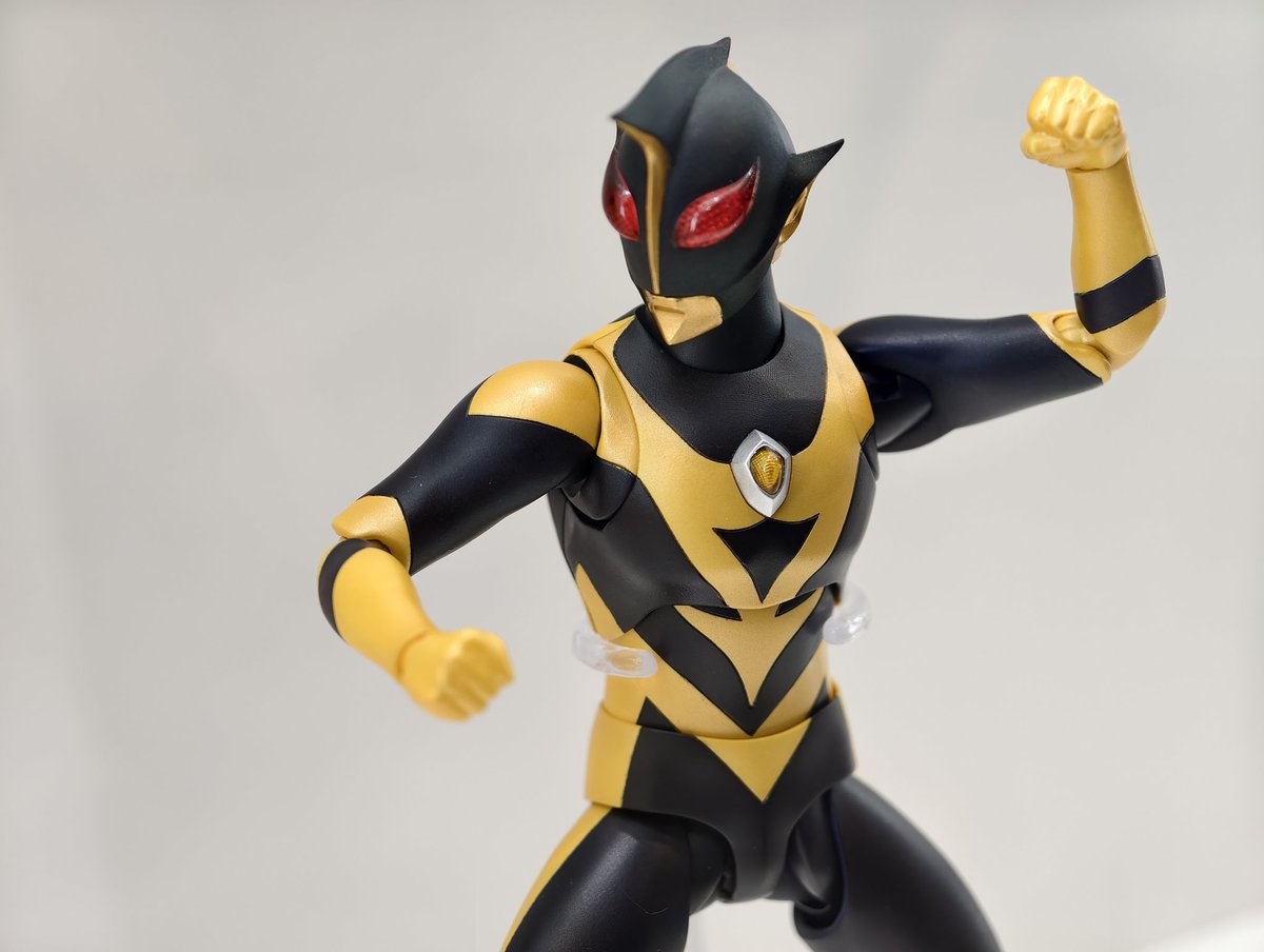 ウルトラマンシャドー