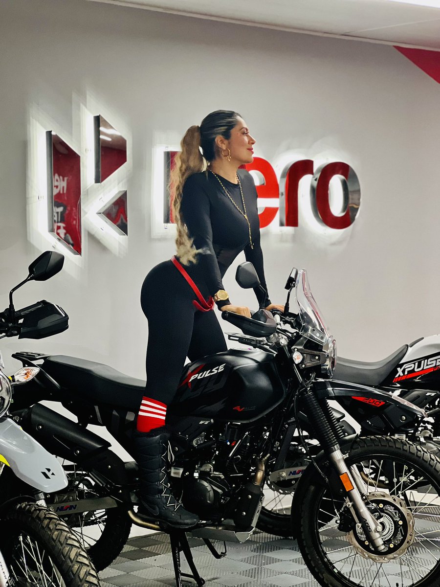 karinvipdj's tweet photo. INAUGURANDO HERO MOTOS COPACABANA ANTIOQUIA ESTE FINDE 🏍️🔥🎧❤️ #DjKarinEvents https://t.co/uC3zstkXpK