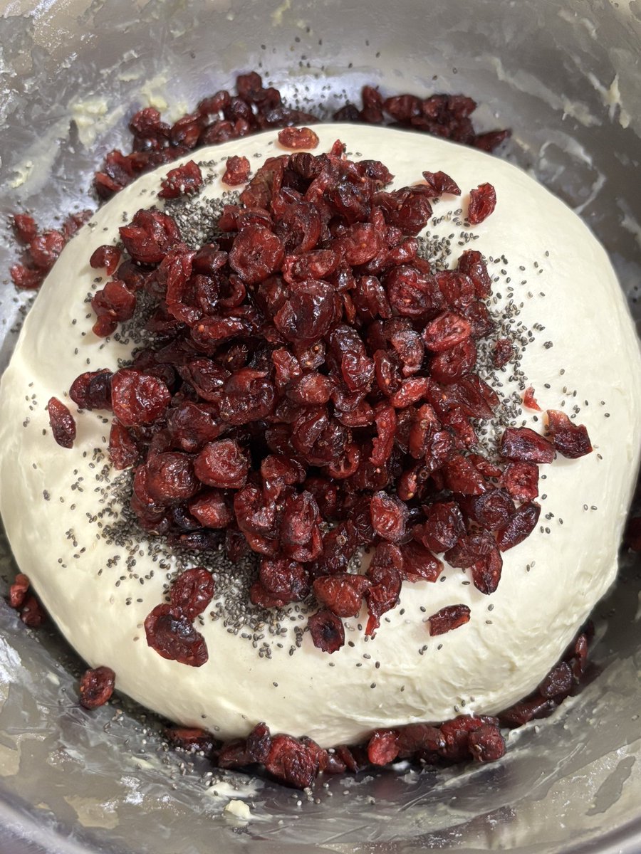 v i c a 🍉🍓👩‍🍳 tweet media