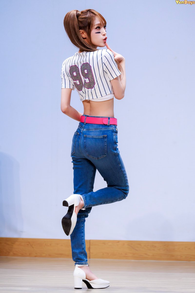 26.03.27 팬사인회(2) #최예나 #예나 #YENA #イェナ