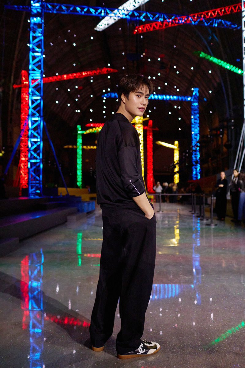 𝙰𝚖. tweet media