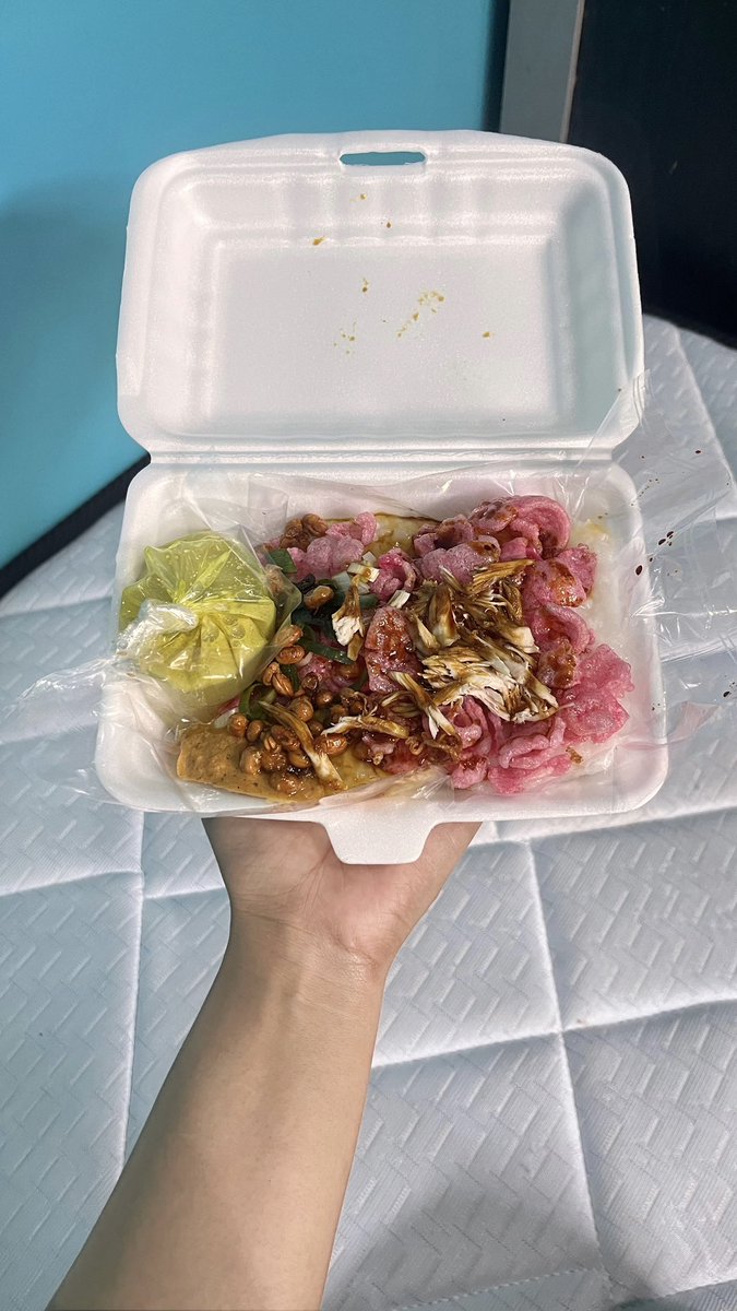 alora skay tweet media