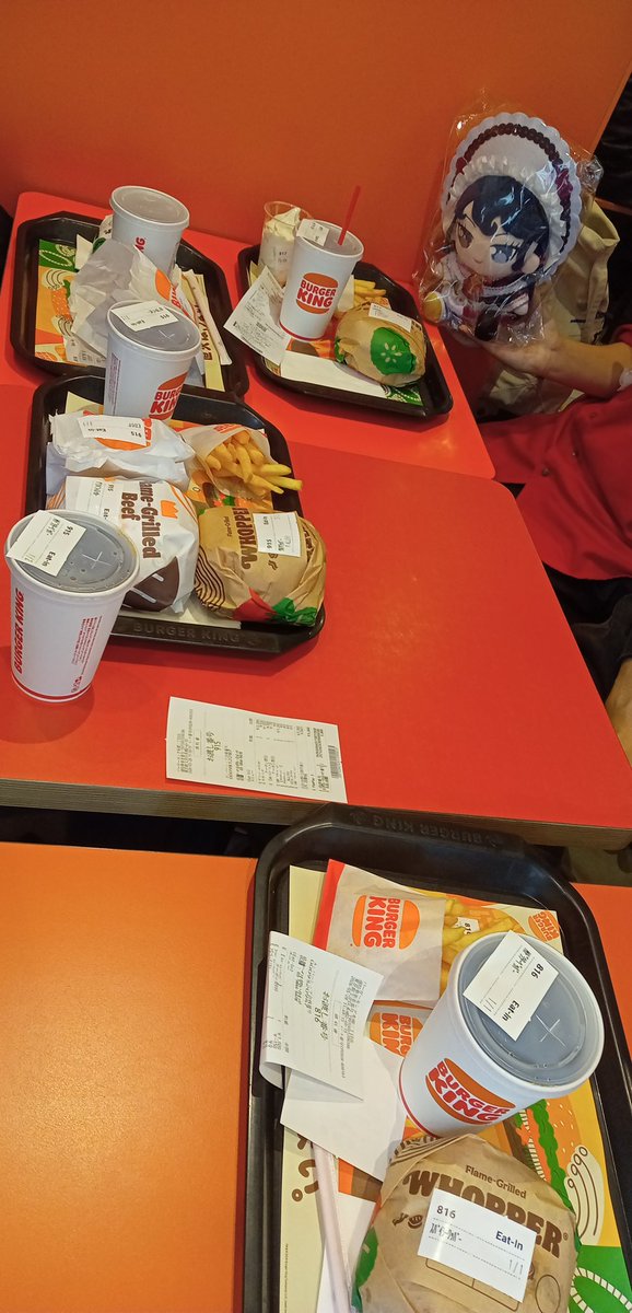 色ガチャすあま tweet media