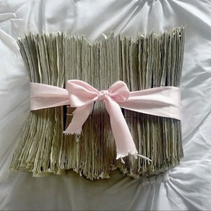 𝐍𝐨.𝟖𝟑 tweet media