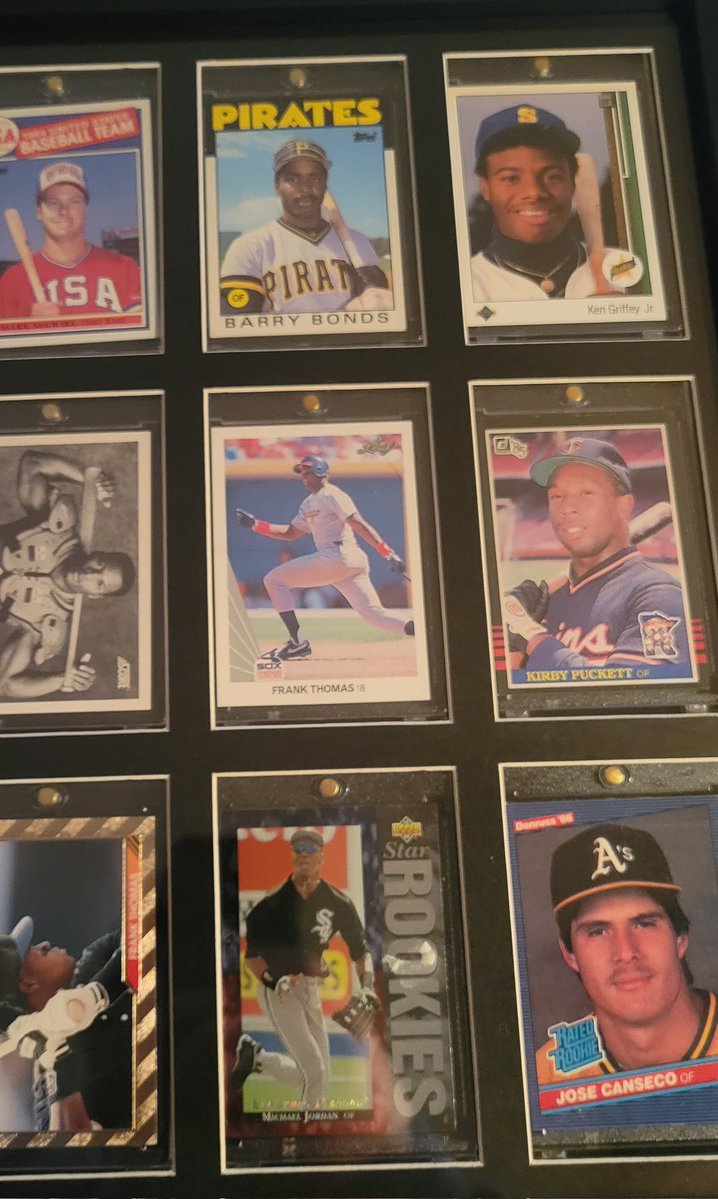 PC_TRADINGCARDS tweet media