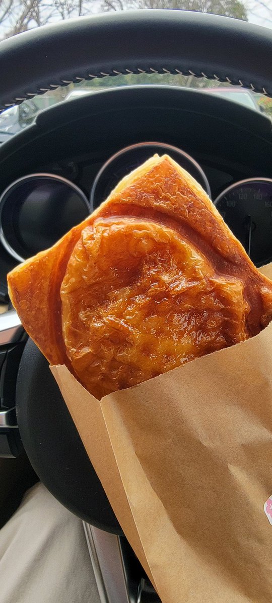 Mix_Nuts tweet media