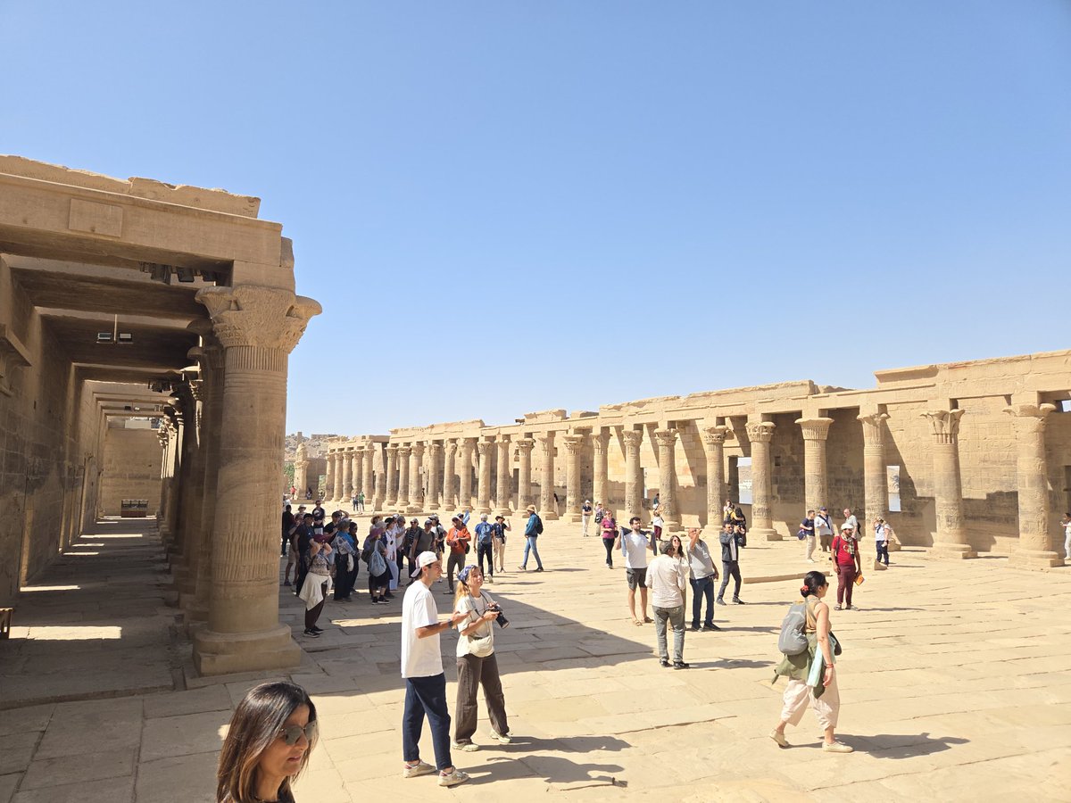 ScoobydoFU's tweet photo. Temple of Philae, Aswan, Egypt, Friday https://t.co/QePanpYBLK
