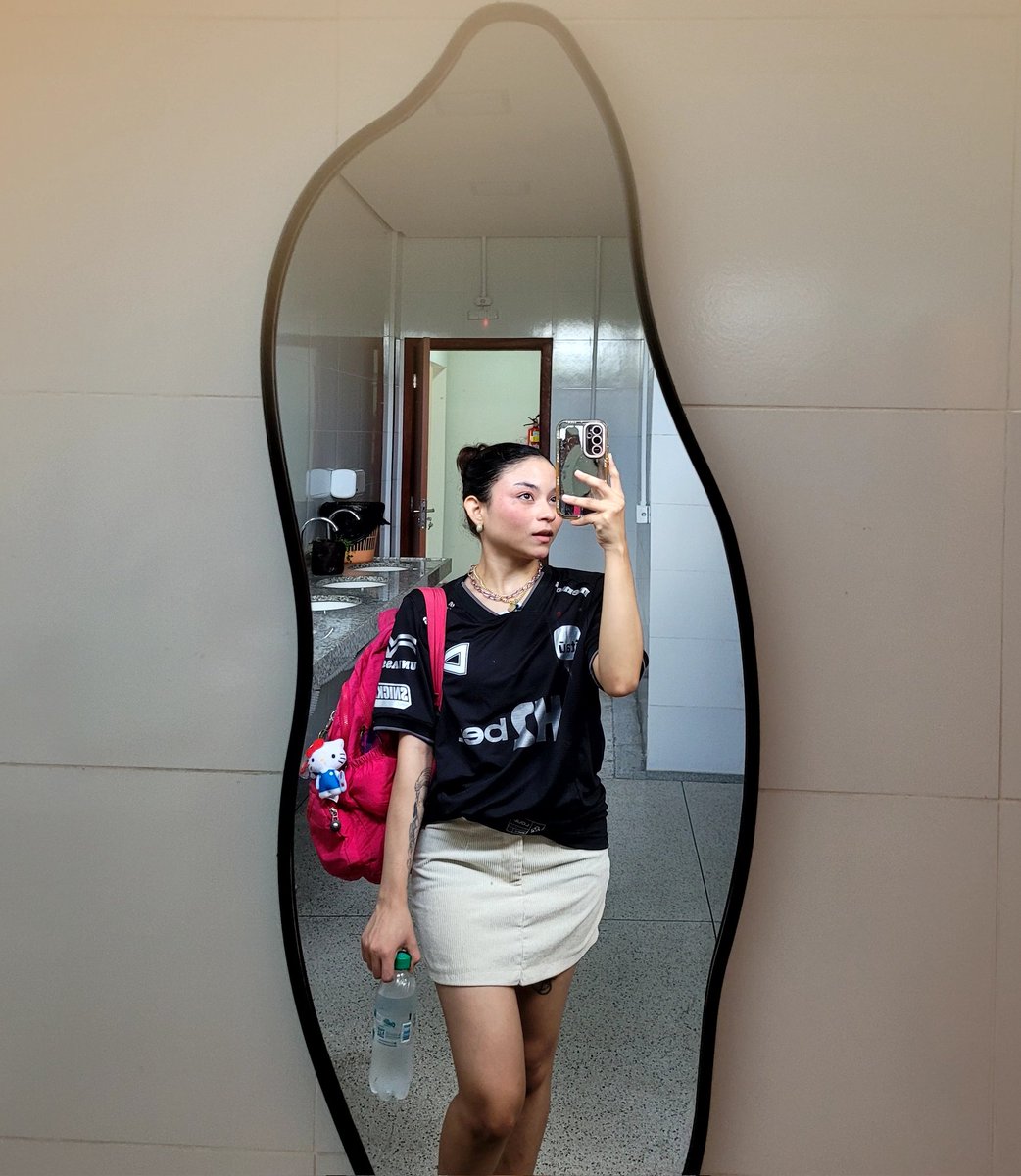 miya 🦢 tweet media