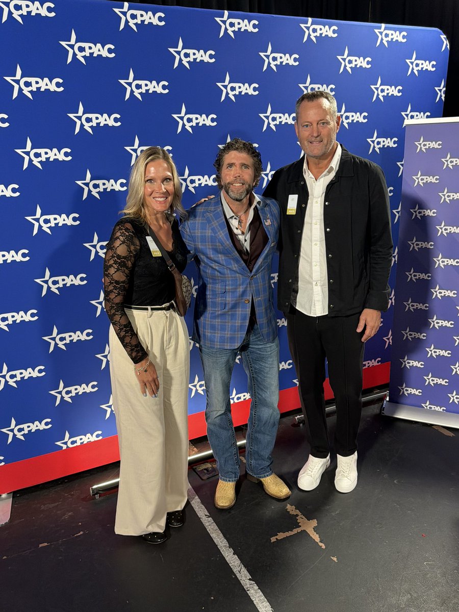 jeffgrenell's tweet photo. Our world’s collided @CPAC

The knowledge &amp; wisdom of my brother @richardgrenell and the rooms God has placed him is inspiring

His pace in a chaotic world, focus on people, and understanding of the issues sets him apart

So many young leaders, veterans, &amp; persecuted believers https://t.co/IS3pde3KfD
