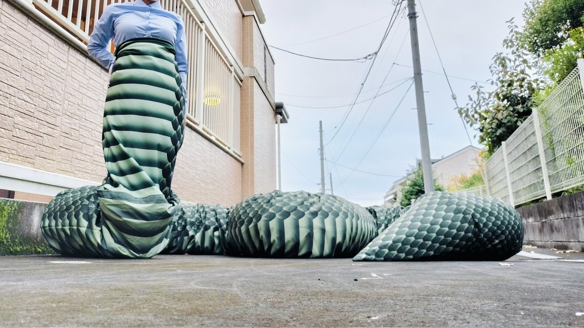 フミエ tweet media