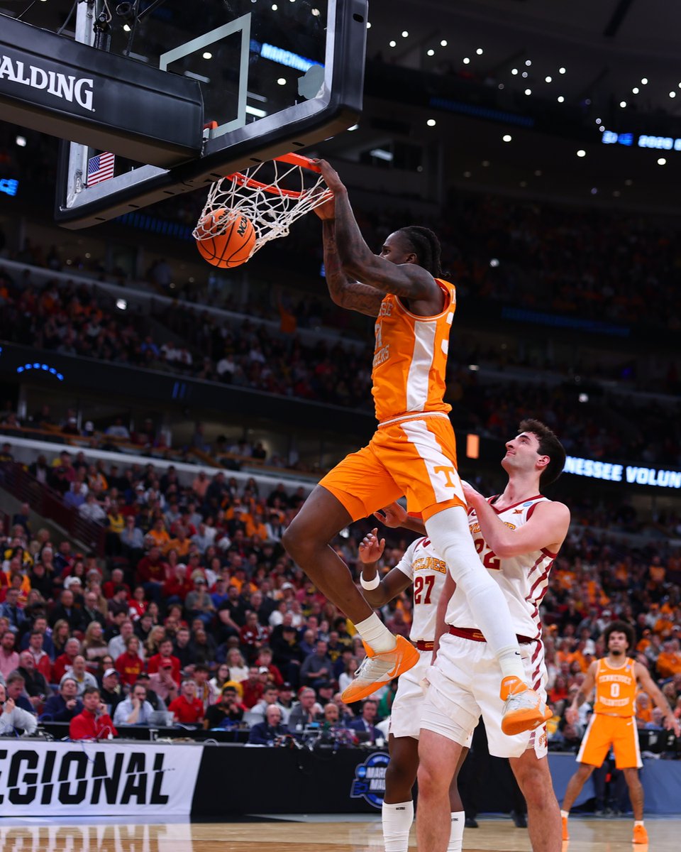 Tennessee Basketball tweet media