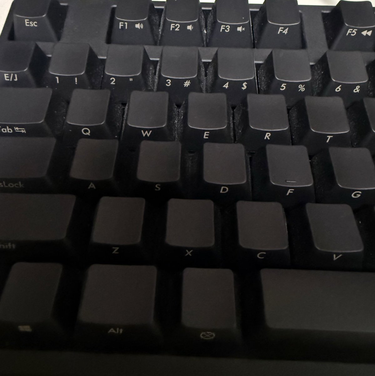 シエンタ@UGF tweet media