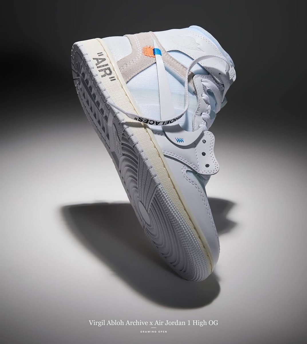 curatedby tweet media