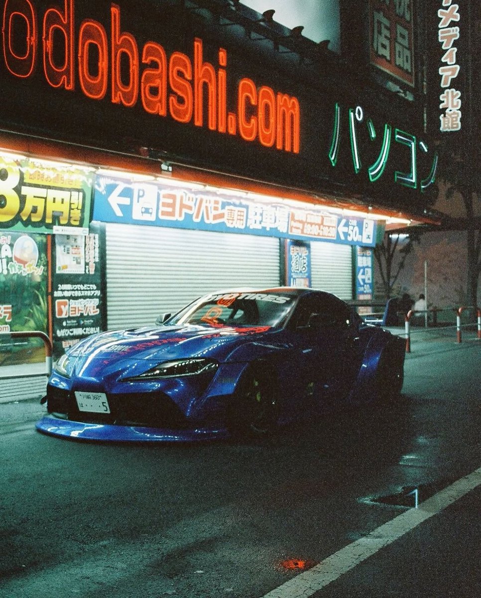 Artzchillect tweet media