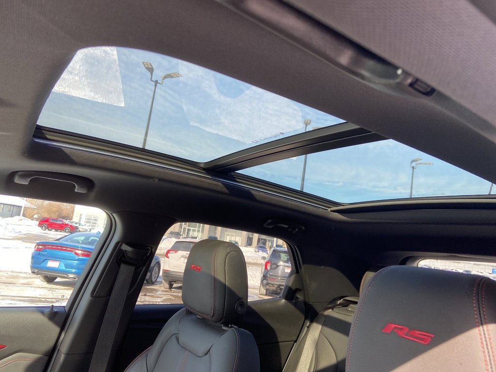 Ready for fun driving? Check out the 2024 Chevrolet Trailblazer RS with sporty style, turbo performance, and Certified Pre-Owned coverage! 👉 ow.ly/mZAi50YzXhr #ChevroletTrailblazer #TrailblazerRS #CertifiedPreOwned #DaytonCars #MiamiValleyAuto #SportySUV