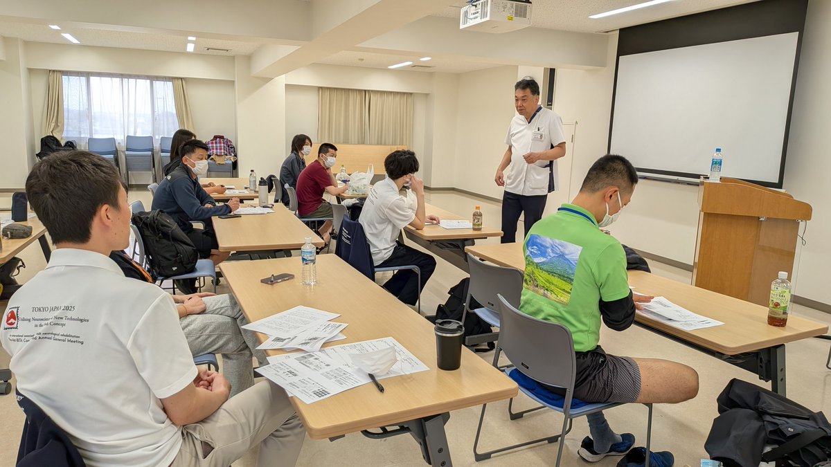 Refresher course 

ボバース基礎講習会修了者を対象としたブラッシュアップコースを開催しております。
講義、実技、デモンストレーションなどでコース修了者をフォローアップしていければと思います。
アップデートされた運動学・神経学などをどのように臨床応用していくかお伝えしたいと思います。