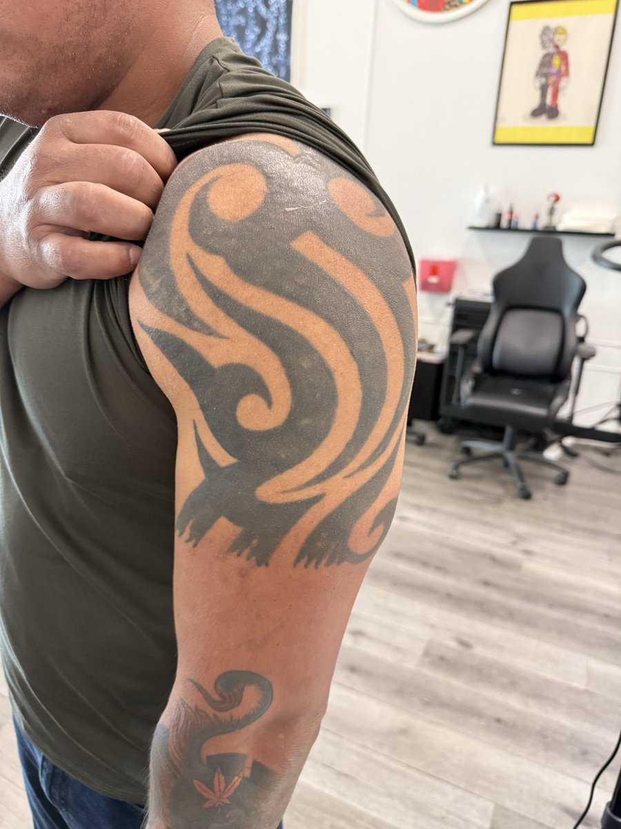 Thore of house Targaryan tweet media