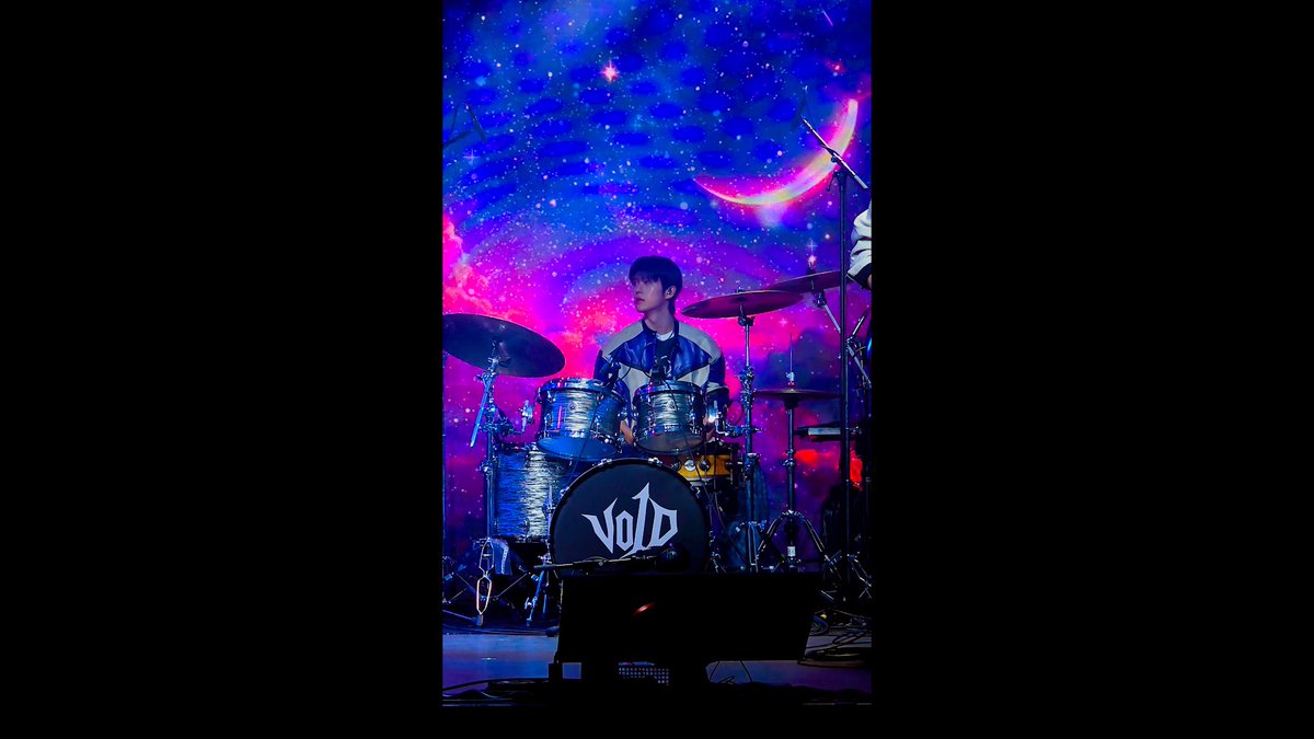 V01D_iX's tweet photo. V01D ON CAM | 'LUNA' SONG UCHAN CAM @1st Mini Album [01] Debut Showcase

🔗 https://t.co/XAFJpq6G28

#V01D #보이드
#SONGUCHAN #송유찬 https://t.co/EaGPFrX4UZ