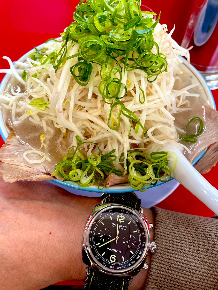 誠実と真心はるはる@腕時計 車 将棋 tweet media