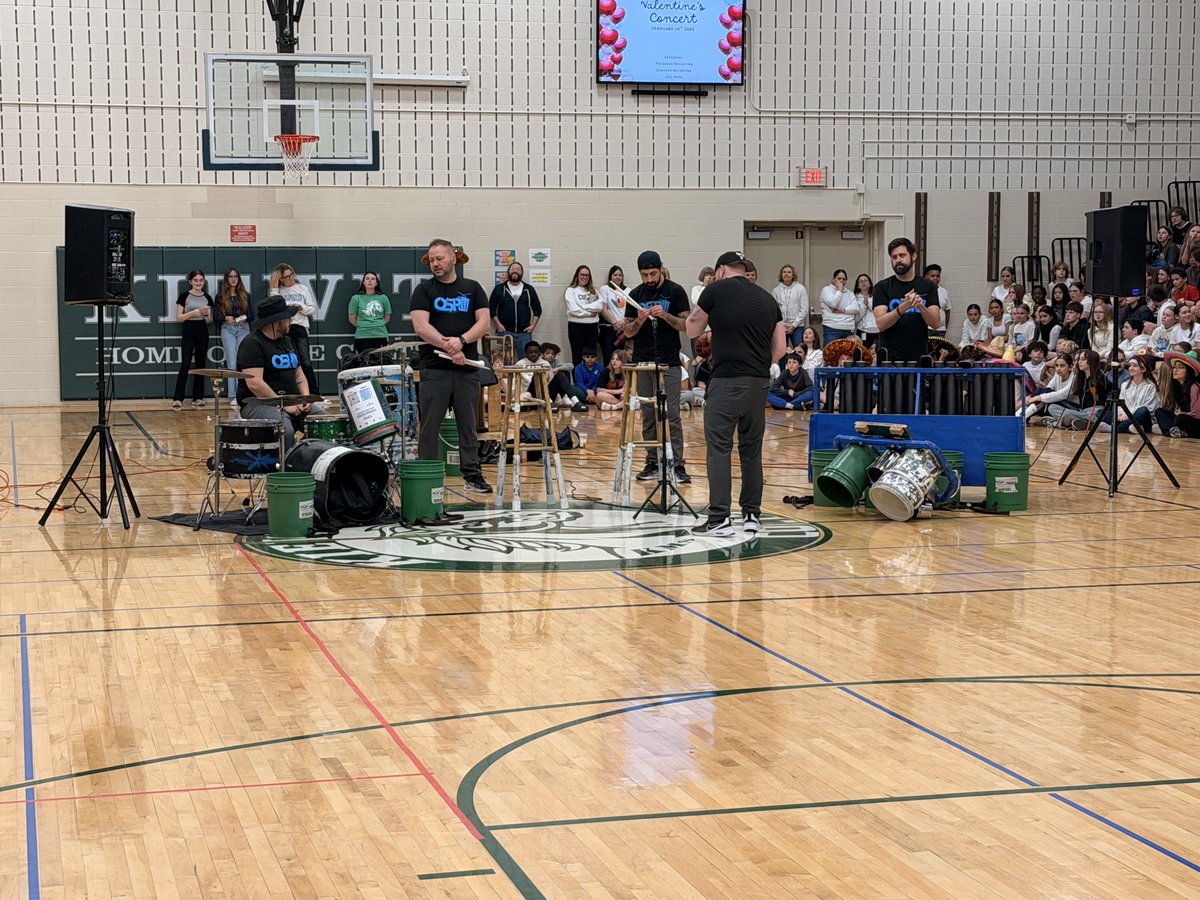 MPS_Kiewit's tweet photo. Kiewit Colt Spirit! 💚

What a great time at our Spring Pep Rally with special guest, Omaha Street Percussion. 

We had an awesome time dancing along. Even some staff members got to show off their moves!

Kiewit Colts! 👏👏👏👏👏 https://t.co/K6MoOM1UYR