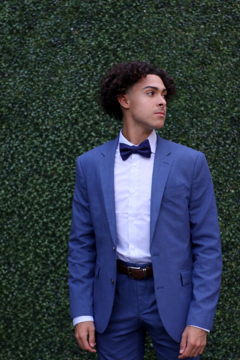 gio_aus's tweet photo. Soon to graduate from @wittenberg this semester. Next stop MBA @CapellaU very proud of our oldest son. 🤟🏾✊🏾💯🫀 https://t.co/JnKLihhZZP