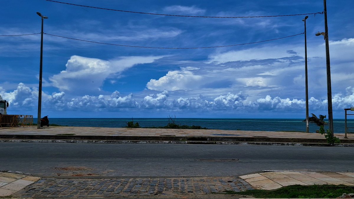 grazi 💋 tweet media