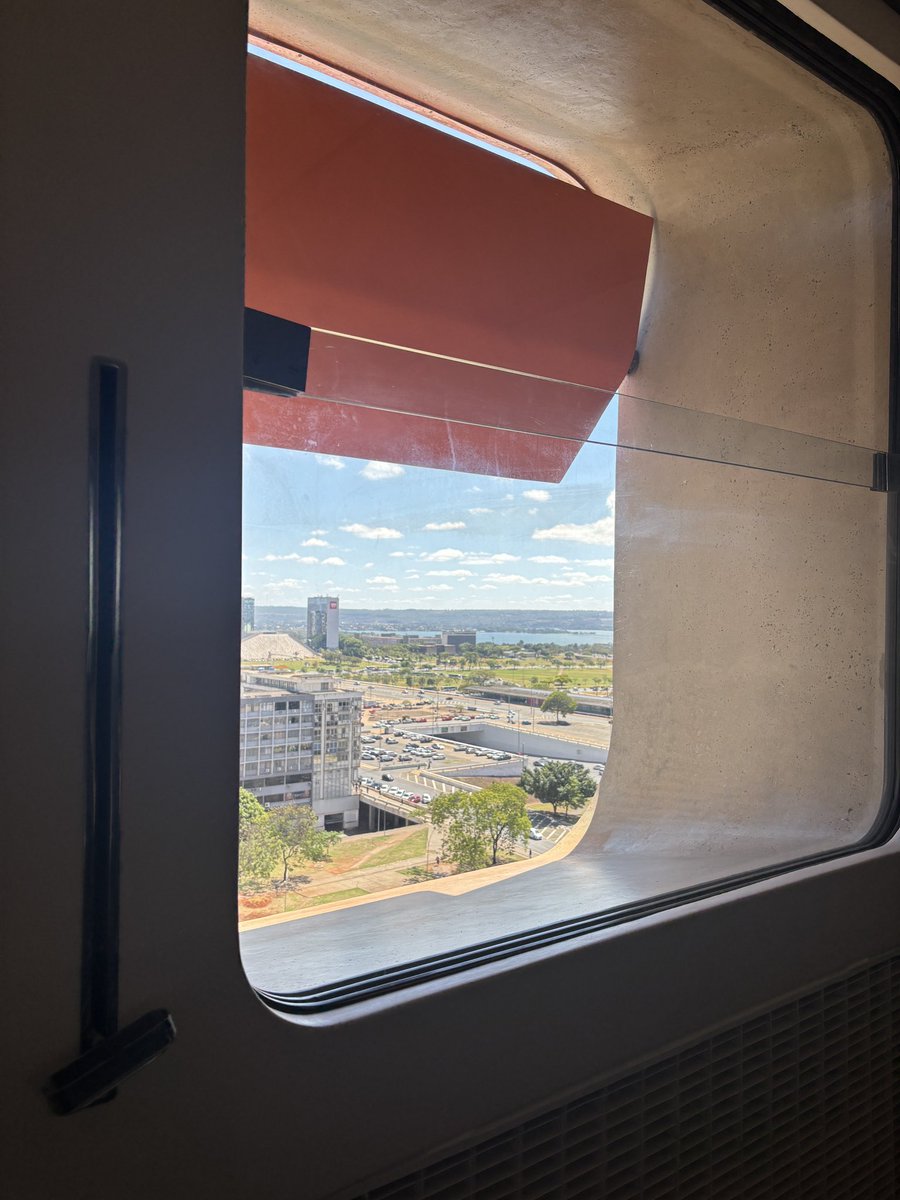 Lucas 🦦 tweet media