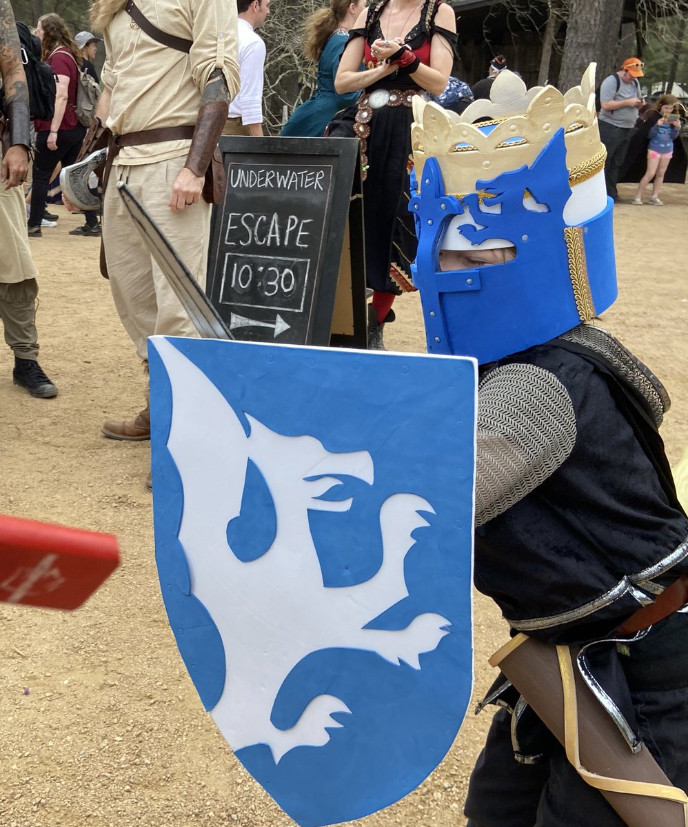 Valorhelm tweet media