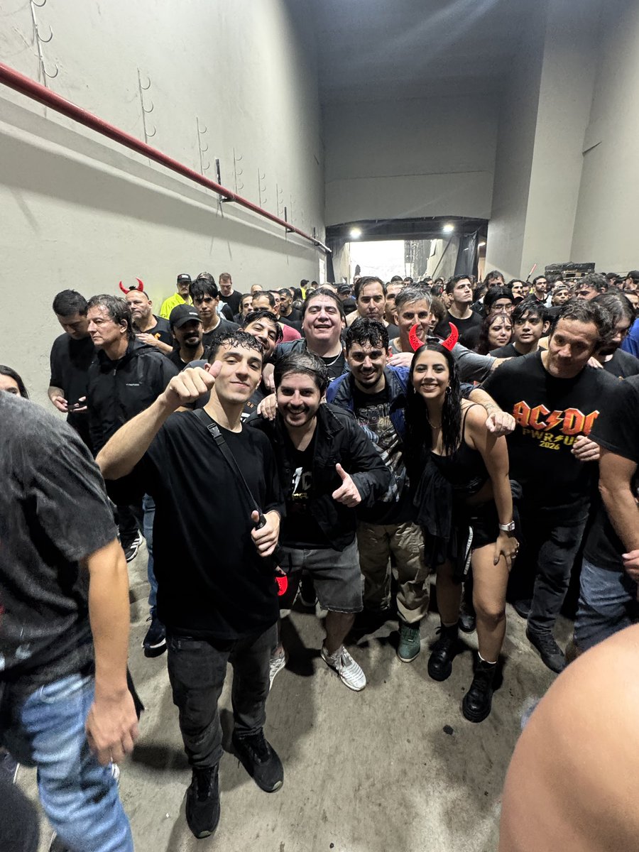 Valen Kavata tweet media