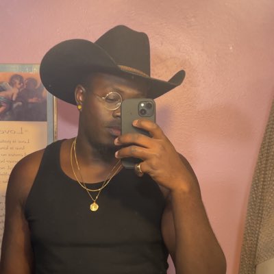 rashad_donte's tweet photo. #NewProfilePic https://t.co/8QN9oN4hqy