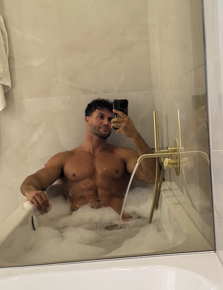 SнαиD'bass♥🩵 tweet media