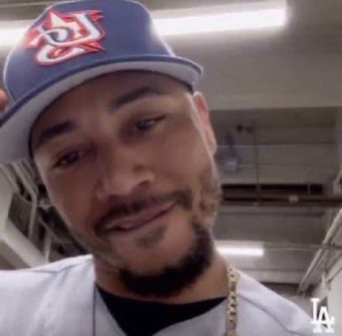 Dr. Roger Feelgood🦘🐊🍌🌮 tweet media