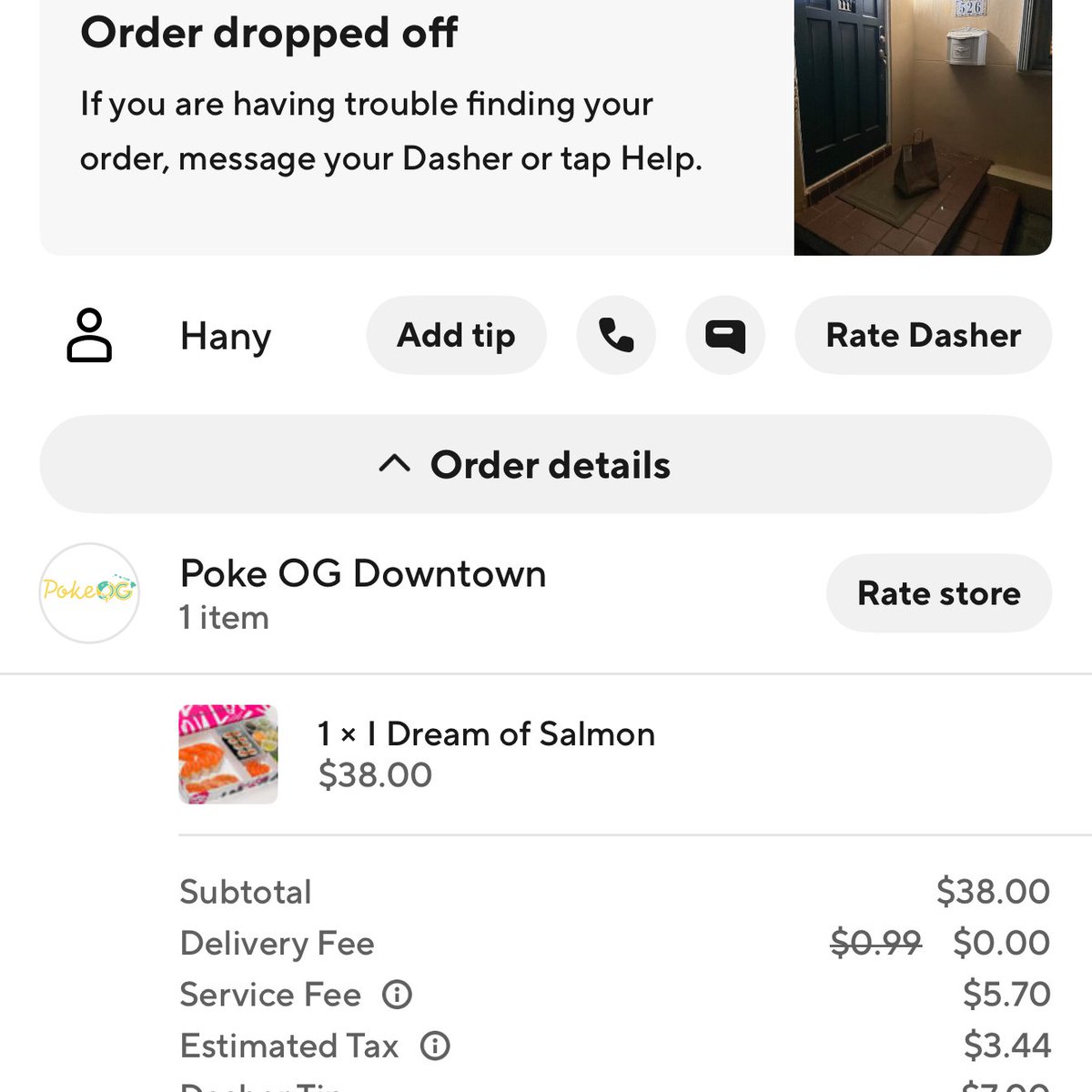MarceloFelix23's tweet photo. @DoorDash_Help A Dasher faked delivery by using the SAME photo for 2 different orders. $122.30 order never arrived. Refund denied without a single explanation, no investigation, nothing. Not the first time. @DoorDash keeps the money, the customer keeps the loss. #doordash https://t.co/wdVkTfnW16